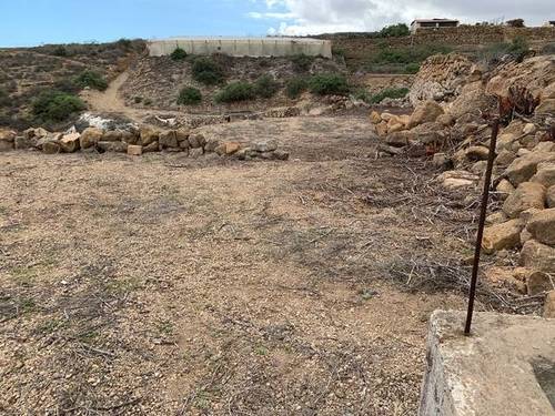 imagen 3 de Venta de parcela de terreno rústico con bonitas vistas en Fasnia (Tenerife)