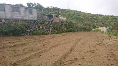 imagen 2 de Venta de terreno con casa de aperos en Mazo (Tenerife)