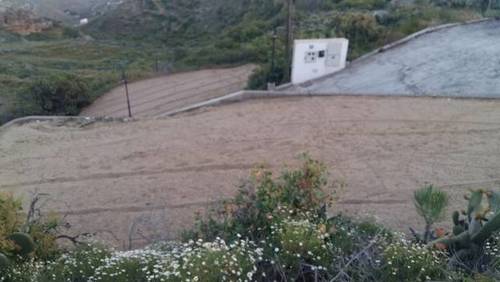 imagen 1 de Venta de terreno con con cueva en Fasnia (Tenerife)