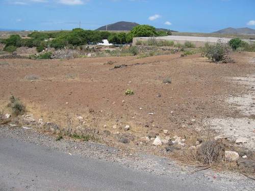 imagen 1 de Venta de finca con cuarto de aperos y estanque en Granadilla de Abona