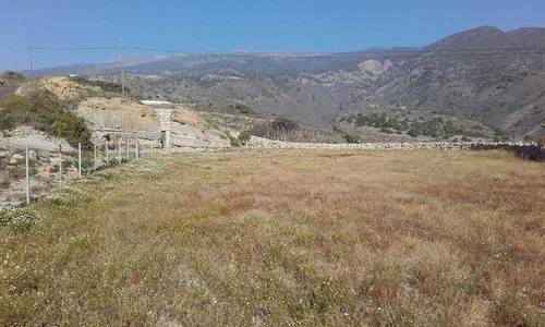 imagen 1 de Venta de terreno con cueva y cuarto de aperos en Arico (Tenerife)