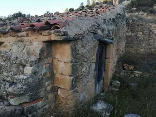 imagen 2 de Venta de finca ecológica con masía en Calaceite (Teruel)