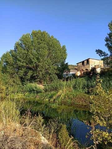 imagen 1 de Venta de terreno con casa rural en Beceite (Teruel)