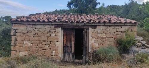 imagen 4 de Venta de finca rústica con caseta en Valderrobres (Teruel)