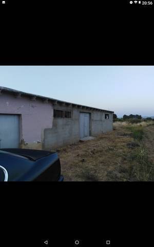 imagen 1 de Venta de finca rústica con nave en Montroy (Valencia)