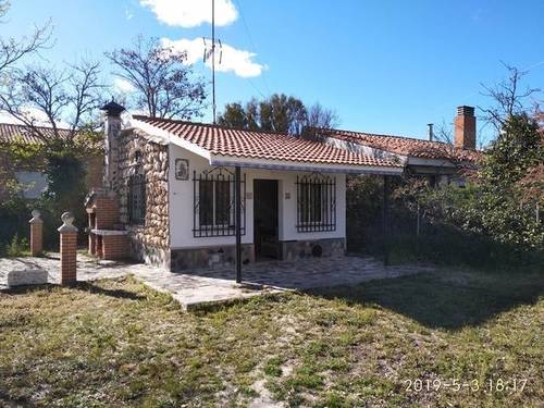 imagen 1 de Venta de terreno con casita en Traspinedo (Valladolid)