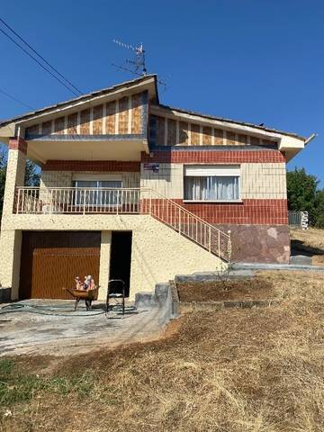 imagen 1 de Venta de casa rural con terreno en Ardón (León)