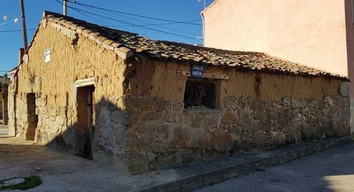 imagen 2 de Venta de antigua casa de pueblo en La Torre (Ávila)