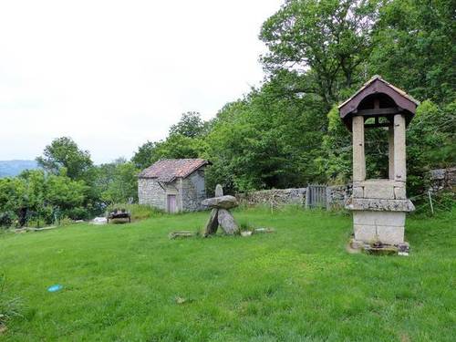 imagen 2 de Venta de espectacular casa rural con gran  terreno en Parada de sil (Ourense)