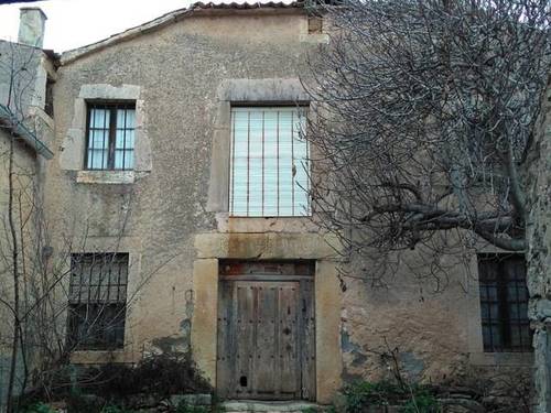 imagen 1 de Venta de casa rural a reformar en Condado de Castilnovo (SEgovia)