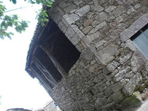 imagen 1 de Venta de antigua casa rural en Chantada (Lugo)