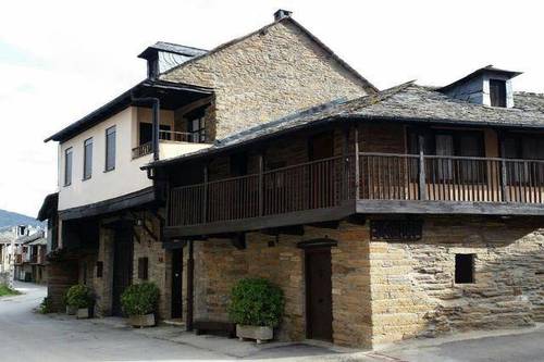 imagen 1 de Venta de espectacular casa rural en San Pedro de Olleros (León)