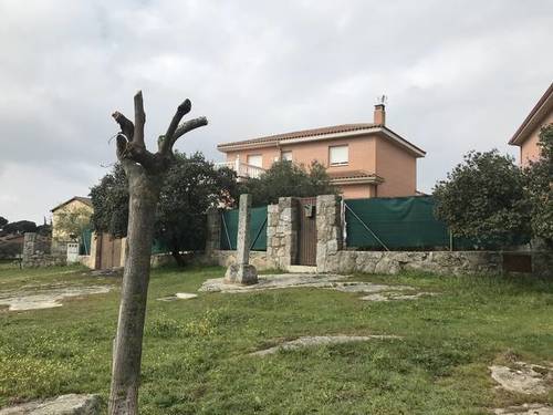 imagen 1 de Venta de chalet en Chapinería (Madrid)