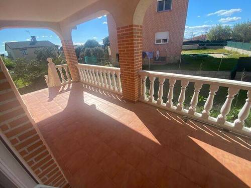 imagen 7 de Venta de chalet en Chapinería (Madrid)