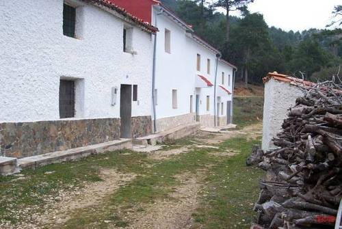 imagen 5 de Venta de casa rural con terreno en pleno parque natural
