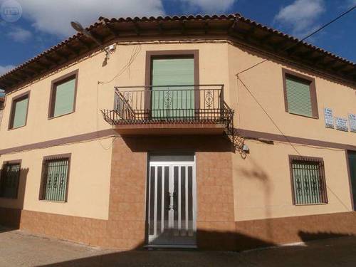 imagen 6 de Venta de casa de pueblo en Fuentes del Ropel (Zamora)