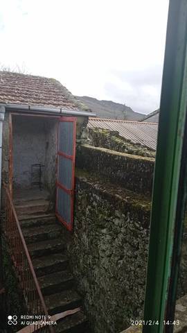 imagen 5 de Venta de casa para reformar en la montaña Calvos de Randin (Ourense)