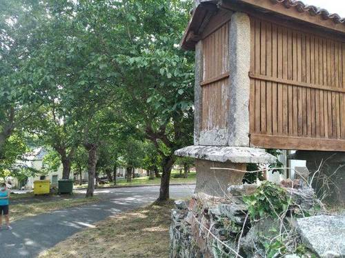 imagen 1 de Venta de casa rural en Agolada (Pontevedra)