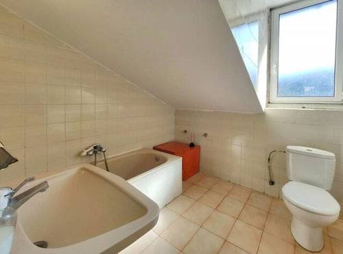 imagen 8 de Venta de casa rural y pequeño complejo hostelero en Solares (Cantabria)