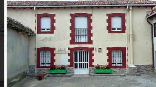 imagen 1 de Venta de casa rural con huerto en Aguilar de Campoo