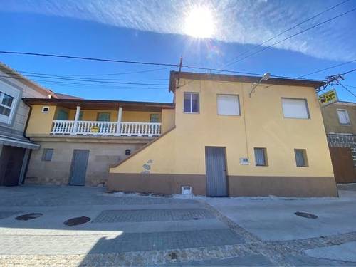 imagen 1 de Venta de vivienda rural en Sarreaus (Ourense)
