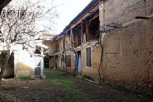 imagen 4 de Venta de casa rural a restaurar en Villarroañe (León)