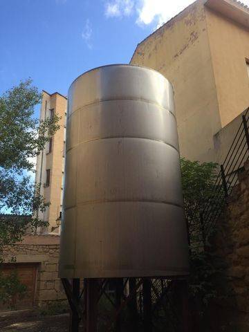 imagen 1 de Venta de bodega en Cenicero (La rioja)