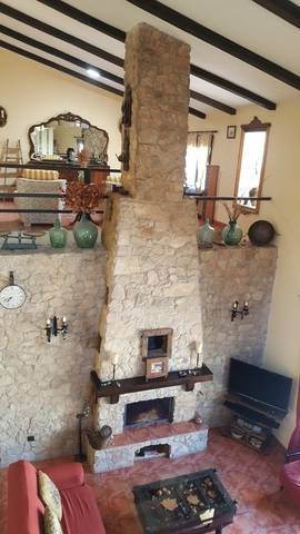 imagen 3 de Venta de casa rural en Anquela del Pedregal (Guadalajara)