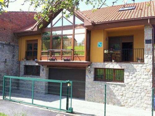 imagen 1 de Venta de casa con licencia turística en Llanes (Asturias)