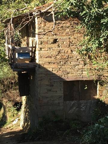 imagen 1 de Venta de casa rural a reformar en Mao (Lugo)