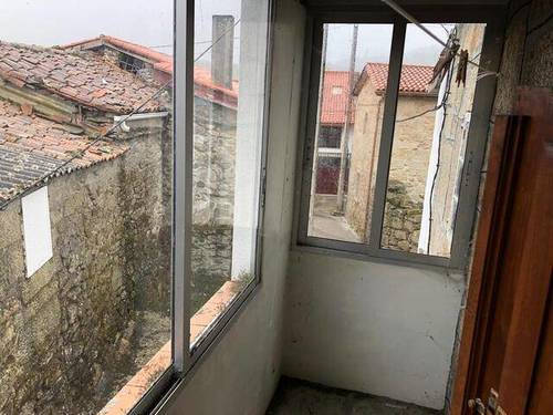 imagen 3 de Venta de casa rural en Nogueira de Ramuin (Ourense)