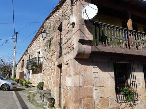 imagen 1 de Venta de casa rural en Cartes (Cantabria)