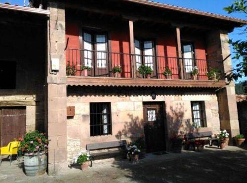 imagen 1 de Venta de casa de piedra en Cartes (Cantabria)