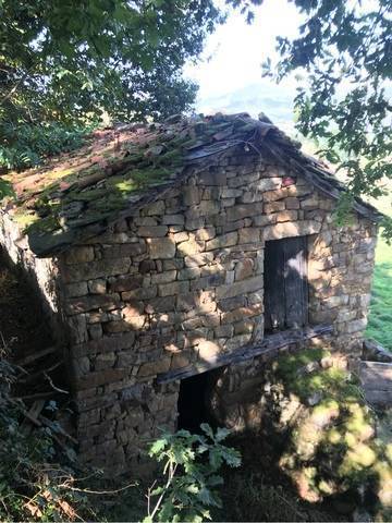 imagen 1 de Venta de cabaña con terreno en Cantabria