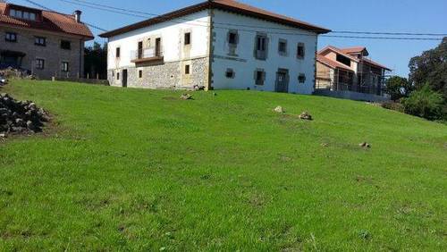 imagen 1 de Venta de casa rral con proyecto para apartamentos en Meruelo