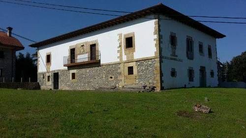 imagen 5 de Venta de casa rral con proyecto para apartamentos en Meruelo
