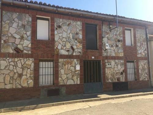 imagen 1 de Venta de casa de pueblo en Valdemorilla (León)