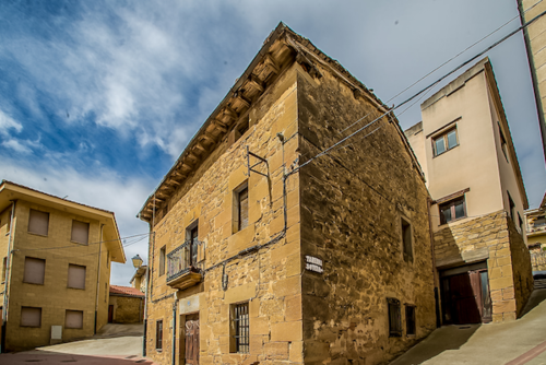 imagen 1 de Casa de piedra y negocio en Rioja Alavesa