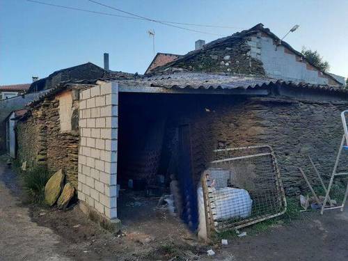 imagen 3 de Venta de casa rural en Lalín