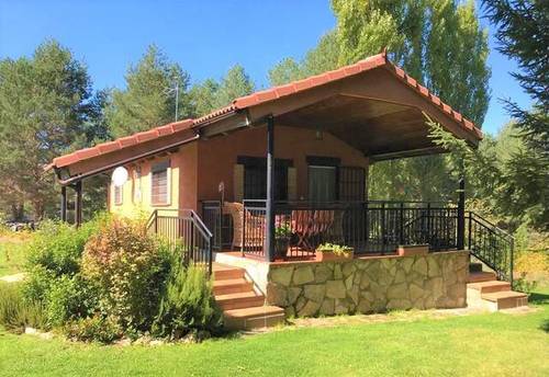 imagen 1 de Venta de parcela con casa rural en Hoyos del Espino (Ávila)
