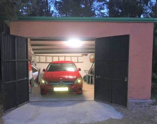 imagen 5 de Venta de parcela con casa rural en Hoyos del Espino (Ávila)