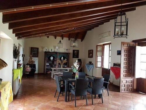 imagen 7 de Venta de finca de cortijo con cuadras en Carmona