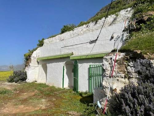 imagen 1 de Venta de finca con casa cueva