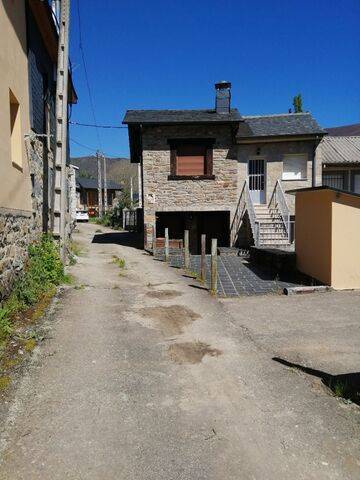 imagen 4 de Venta de casa rural en Vigo de Sanabria (Zamora)