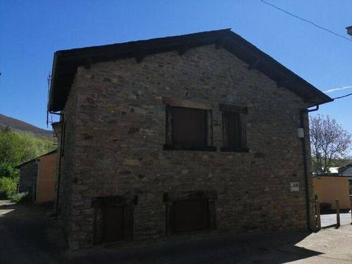 imagen 7 de Venta de casa rural en Vigo de Sanabria (Zamora)