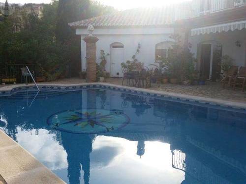 imagen 1 de Venta de lujosa casa rural en La Viñuela (Málaga)
