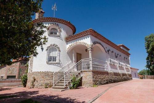 imagen 1 de Venta de casa rural en Navalcan (Toledo)