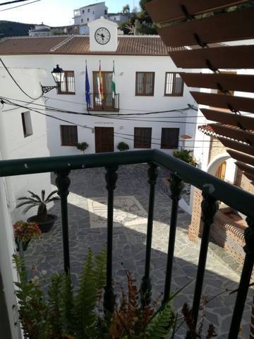 imagen 2 de venta de casa rural en salares (Málaga)