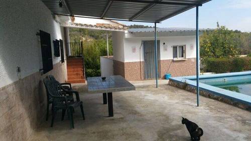 imagen 1 de Venta de finca con Chalet en Montserrat