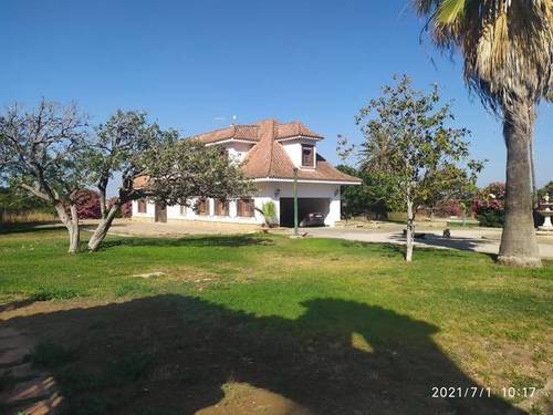 imagen 1 de Venta de finca con vivienda en Chiclana
